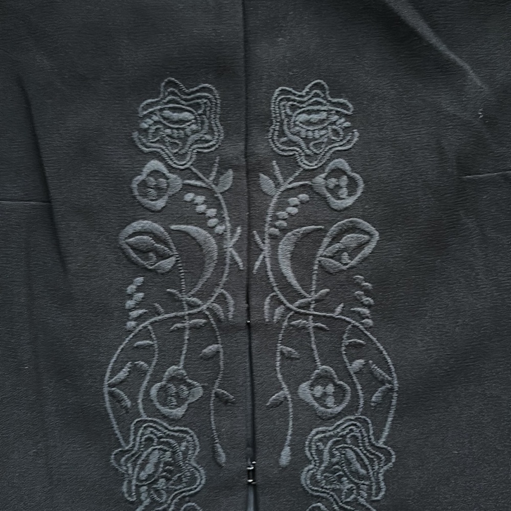 Black blazer - Picture 2 of 3